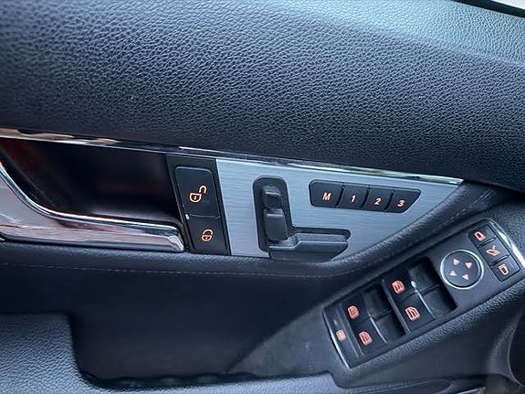 Mercedes-Benz C180 14 of 20