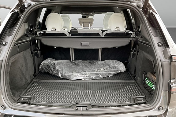 Volvo EX90 9 of 9