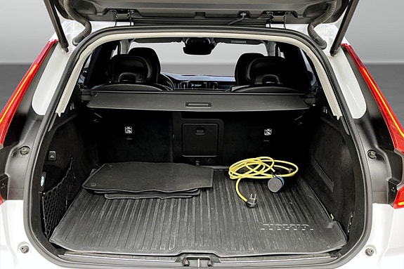 Volvo XC60 9 of 9