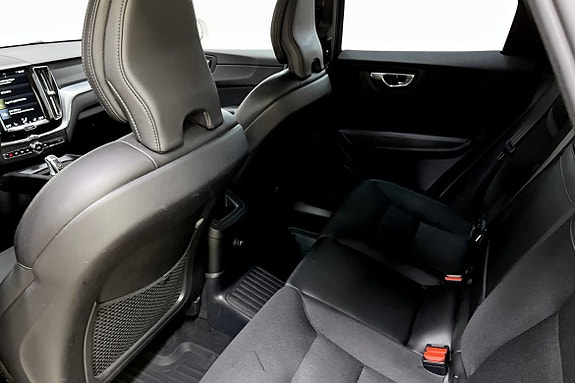 Volvo XC60 8 of 9