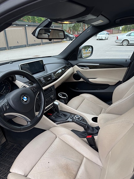BMW X1 12 of 18