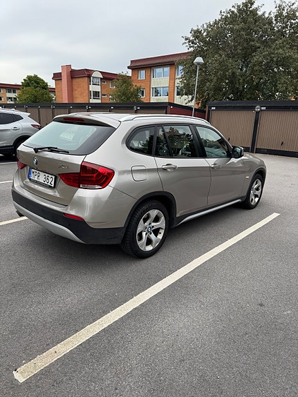 BMW X1 4 of 18