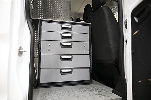 Ford Transit 13 of 30