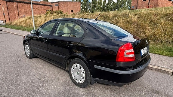 Skoda Octavia 5 of 10