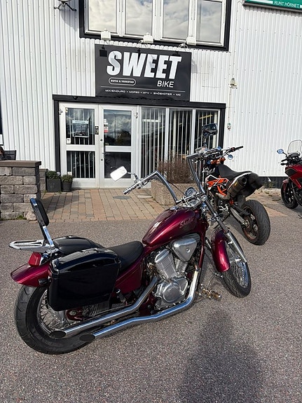 Honda VT 600c Shadow 3 of 4