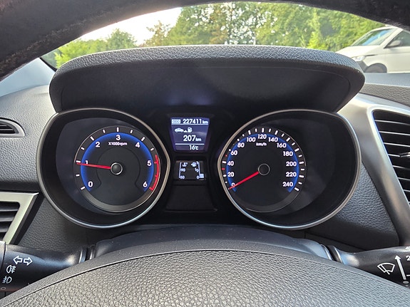 Hyundai i30 6 of 6