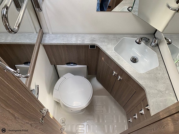 Kabe Royal 560 GLE KS 8 of 13