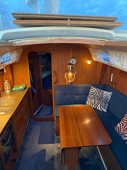 Albin Delta 4 of 10