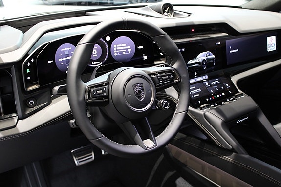 Porsche Cayenne 4 of 18