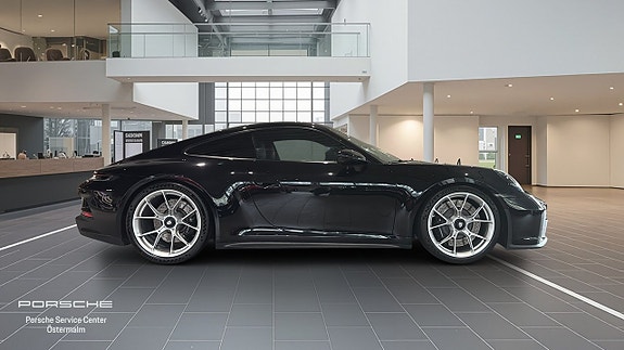 Porsche 911 GT3 16 of 16
