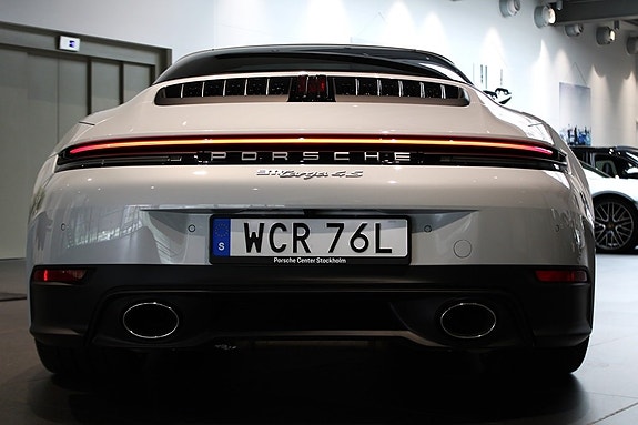 Porsche 911 Targa 4S 6 of 17