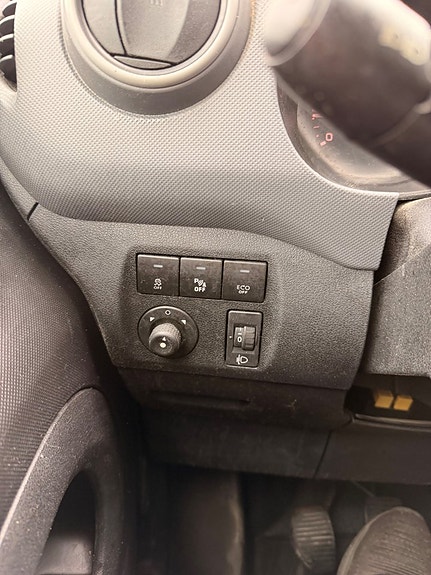 Peugeot Partner 17 of 17