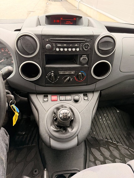 Peugeot Partner 14 of 17