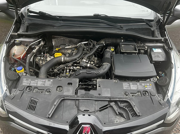 Renault Clio 22 of 24