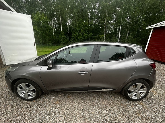Renault Clio 5 of 24