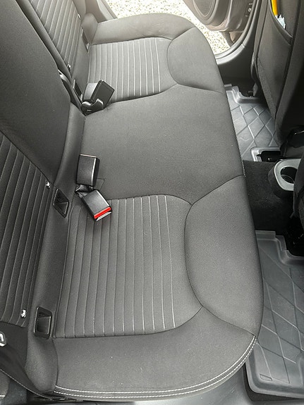 Renault Clio 15 of 24