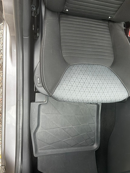 Renault Clio 11 of 24
