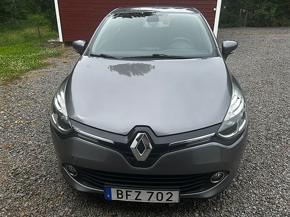 Renault Clio 2 of 24