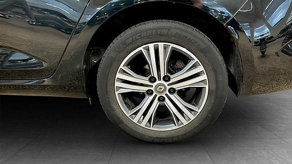 Renault Megane 6 of 12