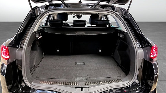 Renault Megane 11 of 12