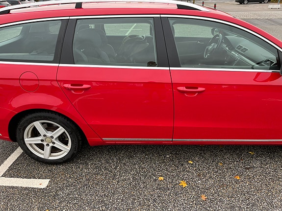 Volkswagen Passat 4 of 6