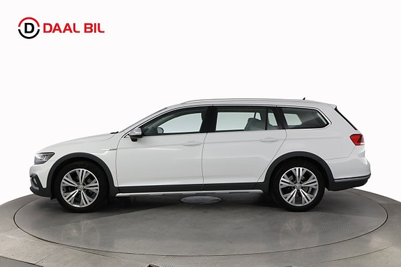 Volkswagen Passat Alltrack 9 of 27