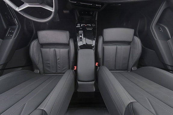 Audi Q6 e-tron 14 of 29