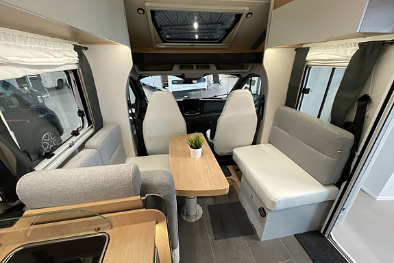 Pilote 690GJ Atlas 7 of 12