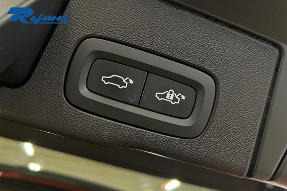 Volvo XC60 18 of 20