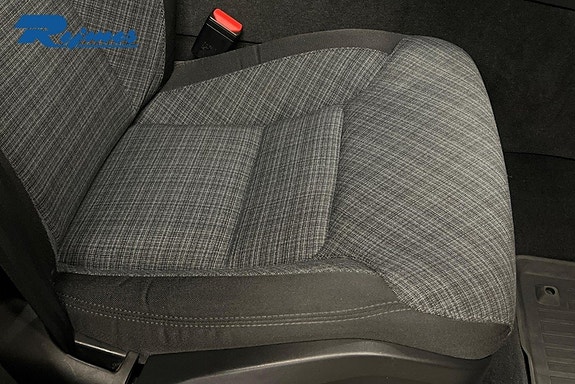 Volvo XC60 19 of 20