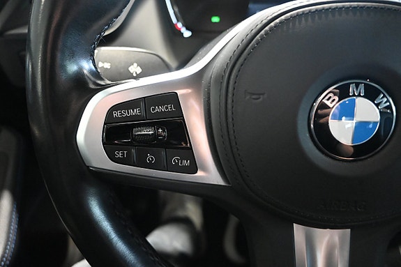 BMW 218i 17 of 26