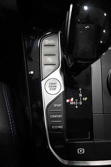 BMW 218i 22 of 26