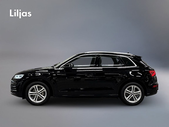 Audi Q5 2 of 16