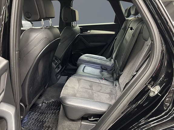 Audi Q5 7 of 16