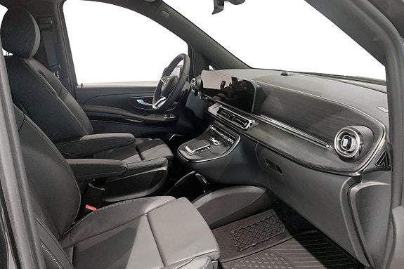 Mercedes-Benz V300 d 10 of 14