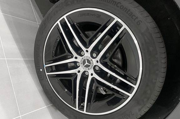 Mercedes-Benz V300 d 5 of 14