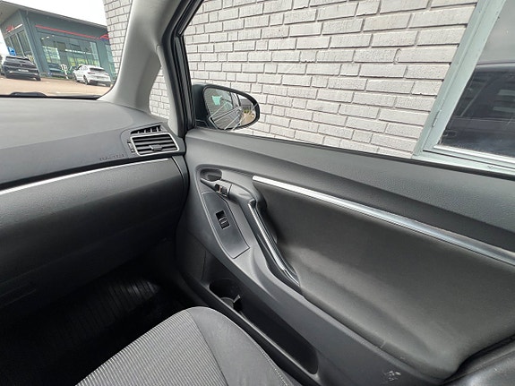 Toyota Verso 22 of 22