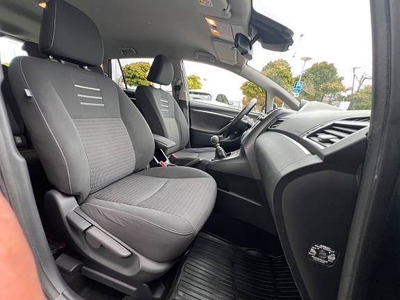 Toyota Verso 14 of 22