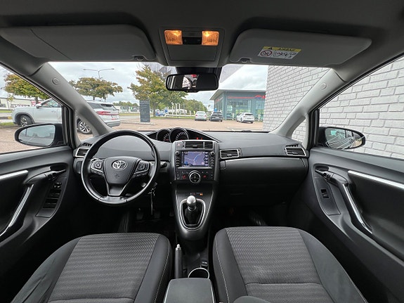 Toyota Verso 9 of 22