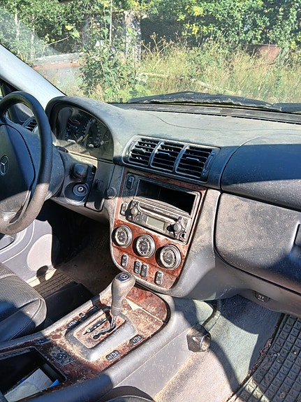 Mercedes-Benz ML270 4 of 4