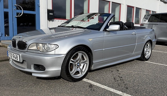 BMW 320 3 of 25