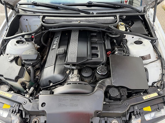 BMW 320 14 of 25