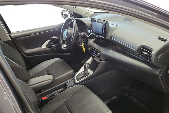 Toyota Yaris 6 of 19