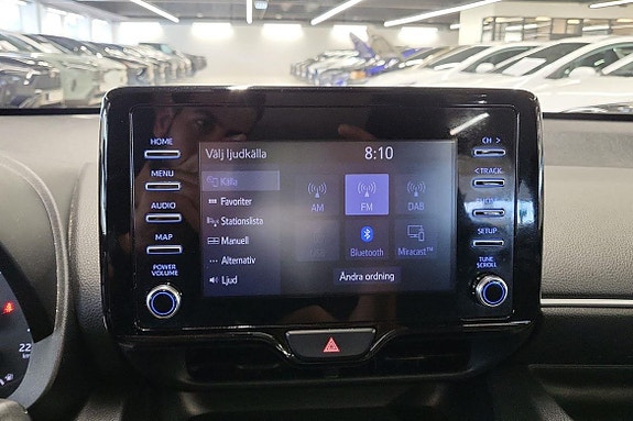 Toyota Yaris 14 of 19
