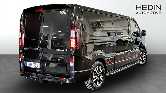 Renault Trafic 2 of 9