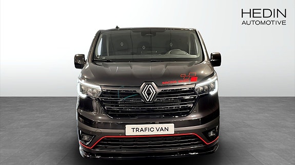 Renault Trafic 8 of 9