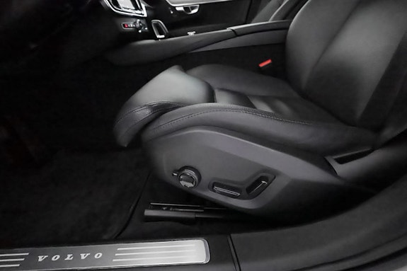 Volvo V90 21 of 28