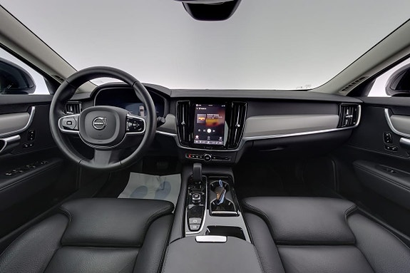 Volvo V90 7 of 28