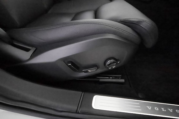 Volvo V90 22 of 28