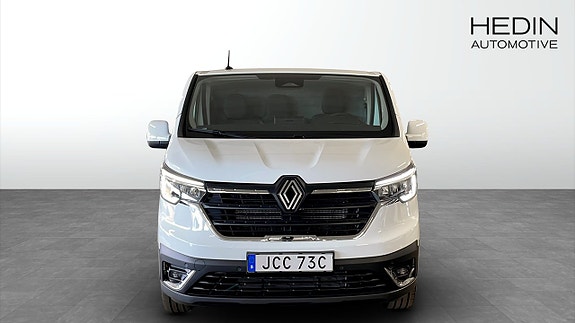 Renault Trafic 8 of 9